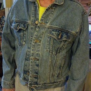 Men's jean jacket